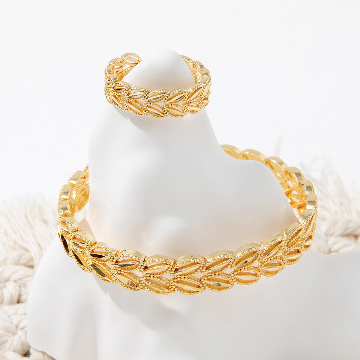 2Pcs 18k Gold Plated Wheat Leaves Bracelet Ring Set Suitable