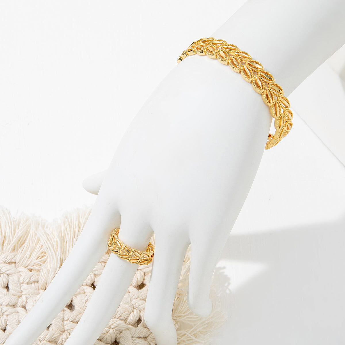 2Pcs 18k Gold Plated Wheat Leaves Bracelet Ring Set Suitable